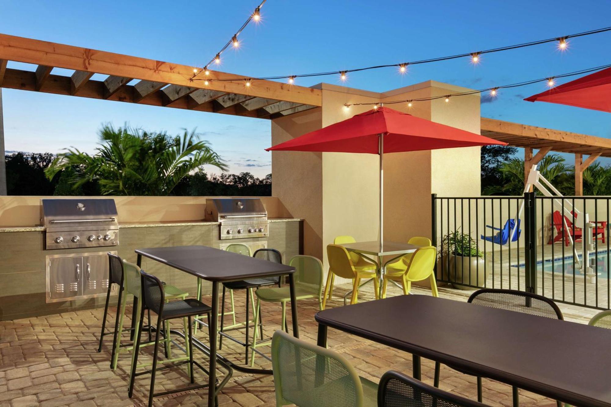 Home2 Suites By Hilton Brandon Tampa Esterno foto